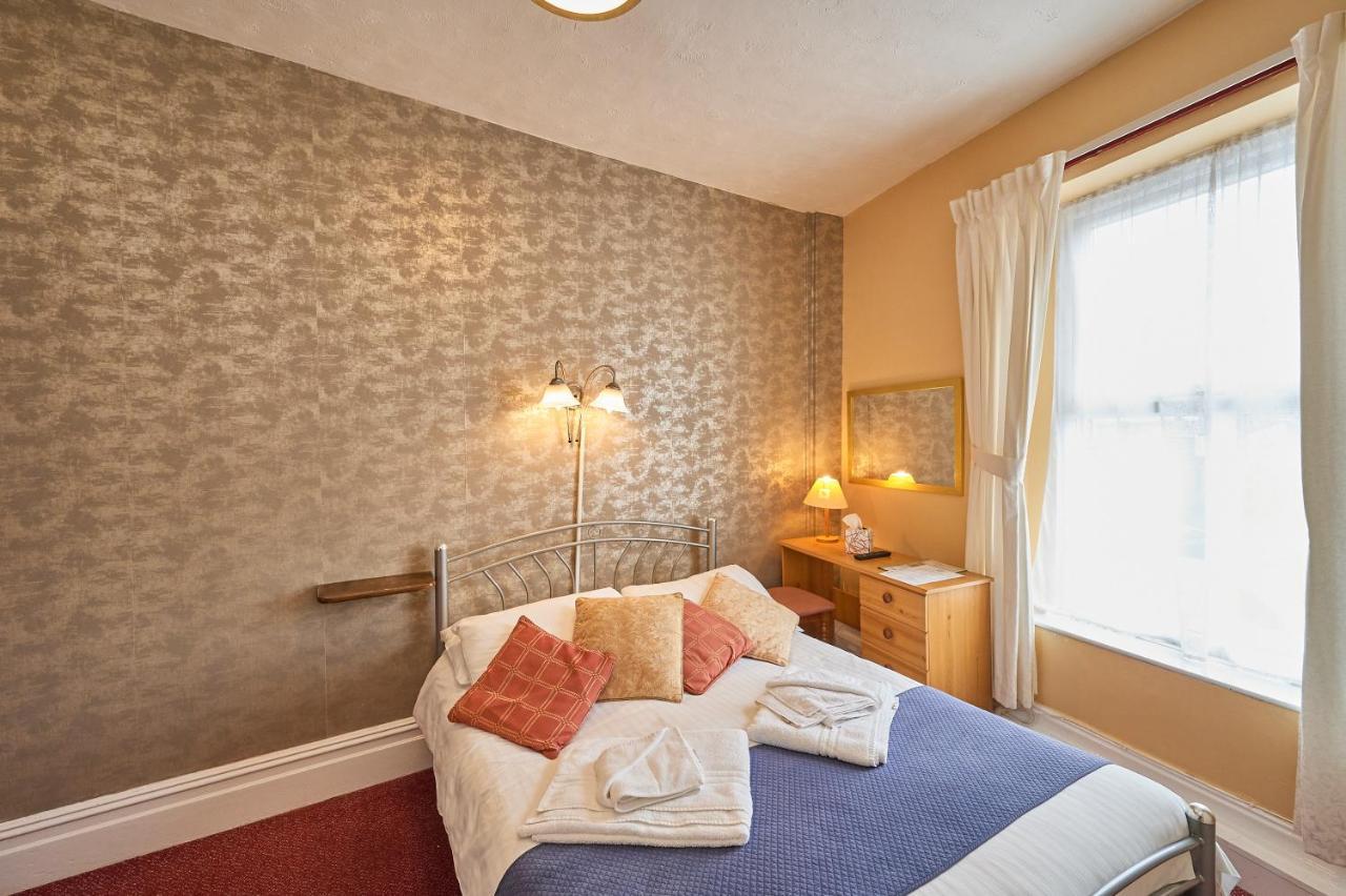 블랙풀 The Wilton International B&B 외부 사진